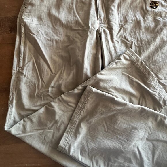 NEW REI Mens 36x32 Nylon Pants Sun Protection/Moisture Wicking Tan Khaki - Picture 2 of 10